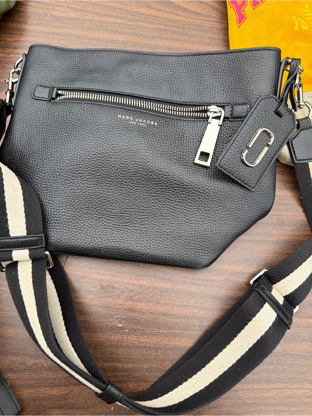 Marc Jacobs Gotham City Bucket Bag Tote with Black Interior Pocket